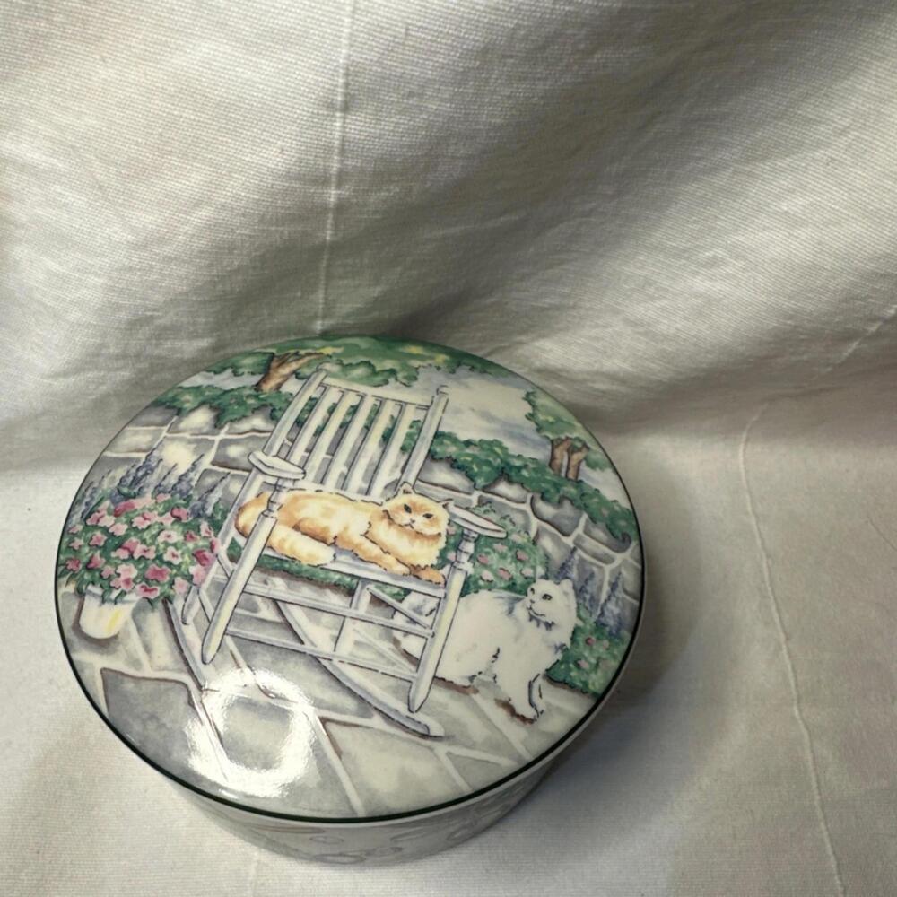 Studio Nova Lazy Cat Ceramic Covered Box Multicolor Cat Garden Theme with Lid